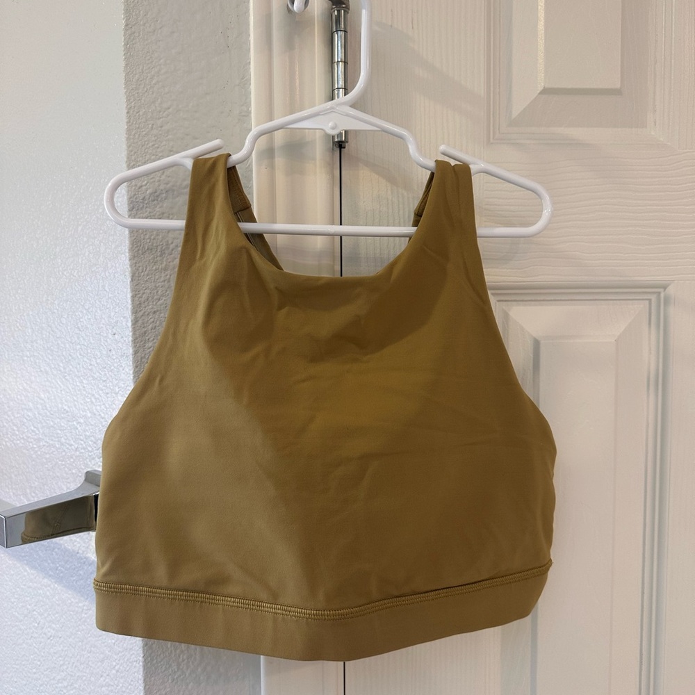 Lululemon size 10 high neck sports bra. Good condition.
